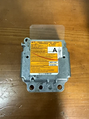2011-2012 Infiniti QX56 SRS Restraint Computer Control Module Unit OEM Good - Image 1 of 4