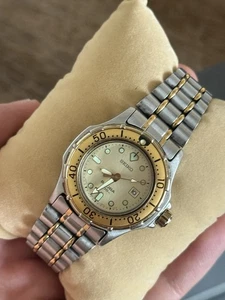 Vintage SEIKO SCUBA 7N85-0070 White Dial Quartz Ladies Watch - Picture 1 of 4
