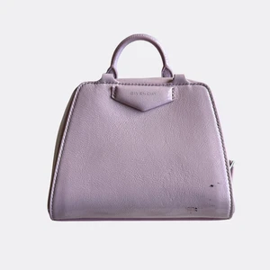 GIVENCHY Nano Antigona Cube Bag Patent Leather Light Purple Crossbody - Picture 1 of 7