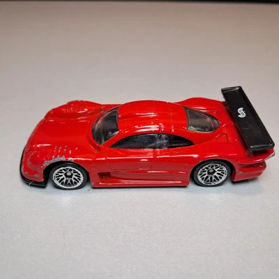 De colección. Mercedes CLK-LM 1999 Hot Wheels rojo 1:64 Foto 1 de 4