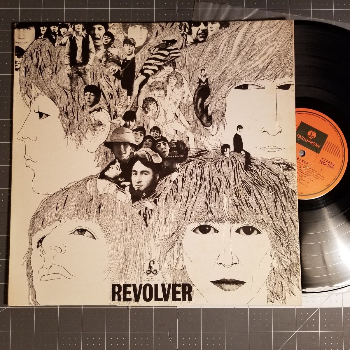 Beatles REVOLVER レコード BEATLES REVOLVER レコード - メルカリ