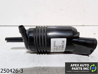 OEM 2011-2015 Cadillac CTS 3.6L COUPE WINDSHIELD WASHER PUMP 8TW009239 - Image 1 of 4