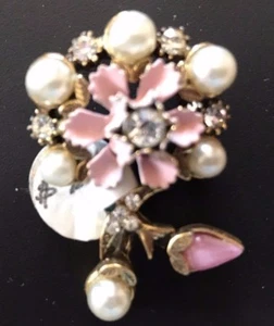 VINTAGE Coat Pin/Brooch - Picture 1 of 3