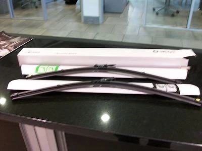 OEM GENUINE SMART CAR FRONT WIPER BLADES FOR 07-15 SMART FORTWO - Image 1 of 2