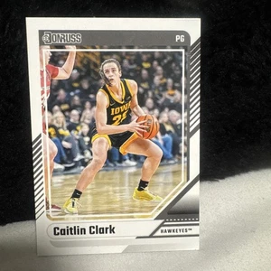 2023-24 PANINI CAITLIN CLARK COLLECTION DONRUSS n.6 Indiana Fever Rookie RC C8 - Foto 1 di 2