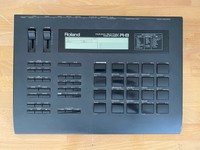 Drumcomputer Roland R8