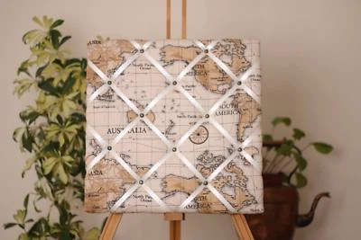Cream atlas noticeboard pinboard memoboard wall organiser - Image 1 of 2