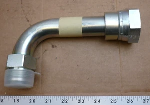 FF5164-2020S Aeroquip von DANFOSS | ADAPTER, SAE 37 - Bild 1 von 4