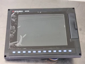 UNIDAD LCD Mitsubishi FCU7-DU120-11 M70 - Imagen 1 de 8