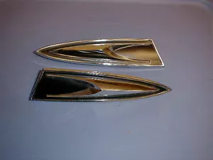 ADORNOS DE CUARTO PANEL MOPAR 1960 PLYMOUTH BELVEDERE - Imagen 1 de 1