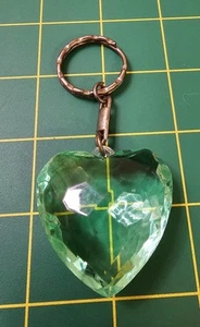 Portachiavi ricordo cuore acrilico verde vintage, etichetta borsa - Foto 1 di 2