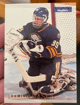 1995-96 Skybox Impact Dominik Hasek #16 Buffalo Sabres Goalie HOF - Image 1 of 2