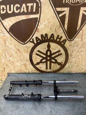 Horquillas y yugo inferior Honda Cbr250r 2011-2013 Foto 1 de 4