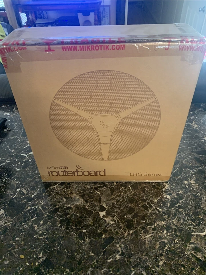 MikroTik RouterBOARD LHG 2 Series Wireless Outdoor - Image 1 of 4