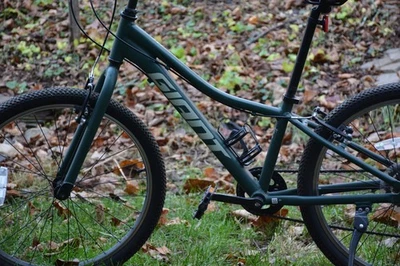 Bicicleta de montaña Giant XTC 24 Trail niño Shimano 7 velocidades aluminio bicicleta de paseo Foto 1 de 4