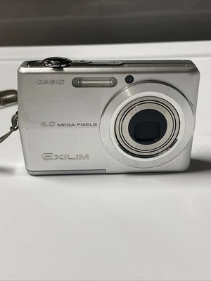 CASIO EXILIM EX-Z600 Compact Digital Camera From Japan Sold As-is Untested Y1 - Image 1 of 4