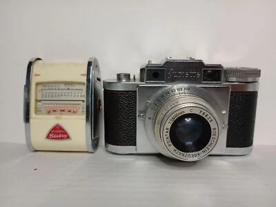 Cámara fotográfica vintage Braun Paxette 35 mm con Roeschlein-Kreuznach Poitar 1:28/45 mm Foto 1 de 4