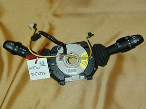 LANCIA NEW DELTA - DEVIOLUCI 2 LEVE CONTROLLI RADIO 735473775 - Imagen 1 de 1