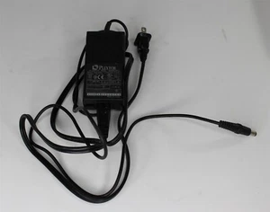 Alimentatore Plextor per unità DVD/CD vintage PX-708UF riscrivibile - Foto 1 di 2