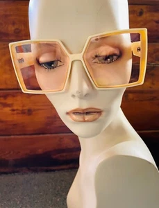 Fabulous NWOT Retro Mod Champagne Tinted Oversized EYEGLASSES - Picture 1 of 13