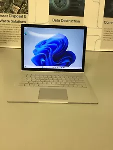 Microsoft SurfaceBook 13,5" 128GB SSD Core i5 6a generazione 2,40GHz 8GB RAM WIN 11 PRO - Foto 1 di 20