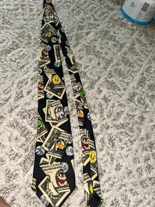 VINTAGE Looney Tunes Men Tie One Size Black 1997 Bugs Bunny Marvin The Martian - Picture 1 of 1