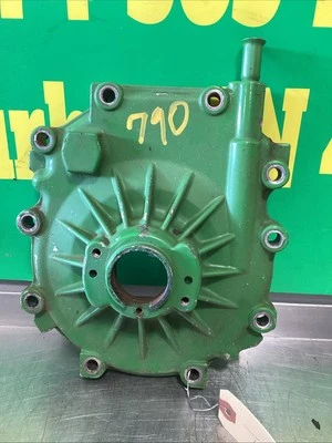 John Deere OEM 670 770 790 Rear PTO Cover AM877990 V3-3 - Image 1 of 4
