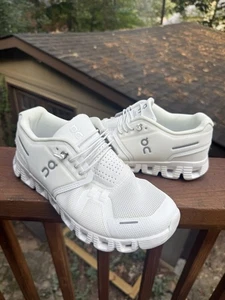 On Cloud 5 Herren Laufschuhe weiß Größe 7 - Bild 1 von 10