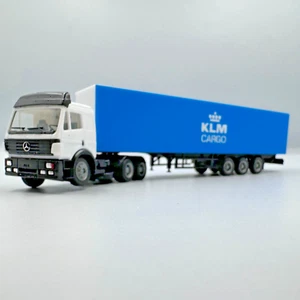 MB-00-001 with semitrailer KLM CARGO scale 1/87 (HO) - Picture 1 of 8