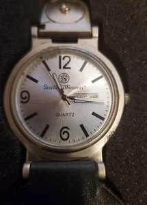 Smith & Wesson Mens Watch Fob Stainless Steel Polished Chrome Face In Case RARE - Picture 1 of 6