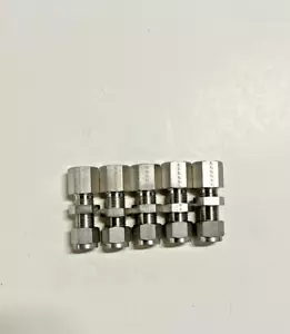 Lot of 5 Bi-Lok 3/8" Compression x 1/4" Female NPT 316 SS Bulkhead Female NEW - Picture 1 of 1