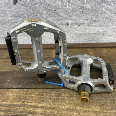 Pedais de plataforma VP Components VP-550 BMX 9/16" alumínio mangusto KO 90s 00s - Imagem 1 de 4