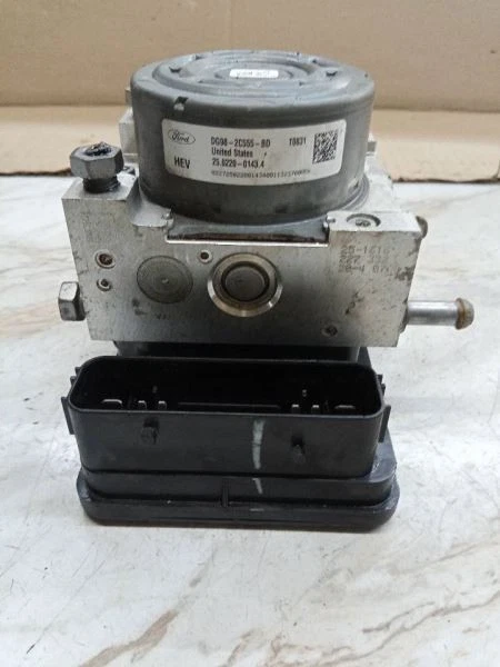 Bomba ABS híbrida Lincoln MKZ 2014-2016 DG98-2C555-BD Foto 1 de 4