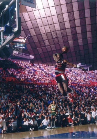 CLYDE DREXLER Poster Print 2 feet x 3 feet B NBA BASKETBALL POSTER Cover