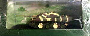 2 ATLAS ULTIMATE TANKS COLLECTION - V1 KING TIGER 1944 / JAGDPANTHER SDKFZ 1945 - Picture 1 of 11