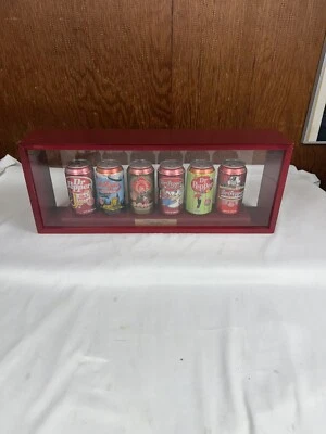 Dr. Pepper Raro Saludos a 125 Años Vitrina Premio 23”  Foto 1 de 4