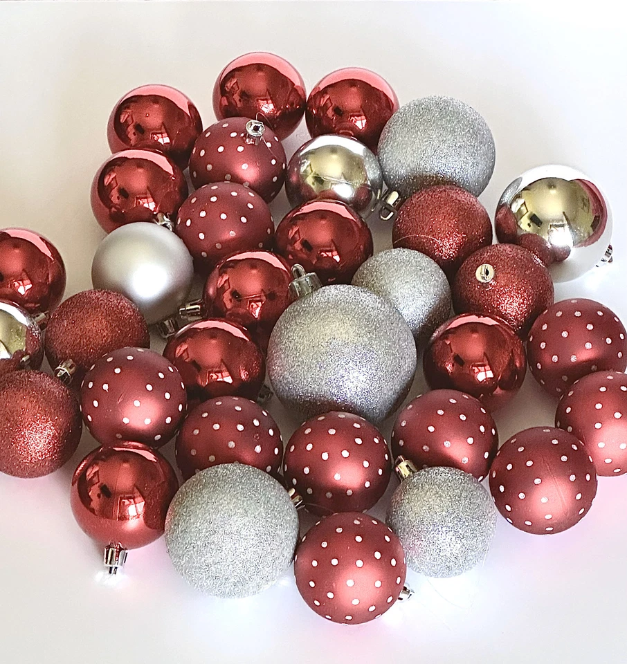 33 Palline di Natale rosse, argento, pois, glitter - Immagine 1 di 4