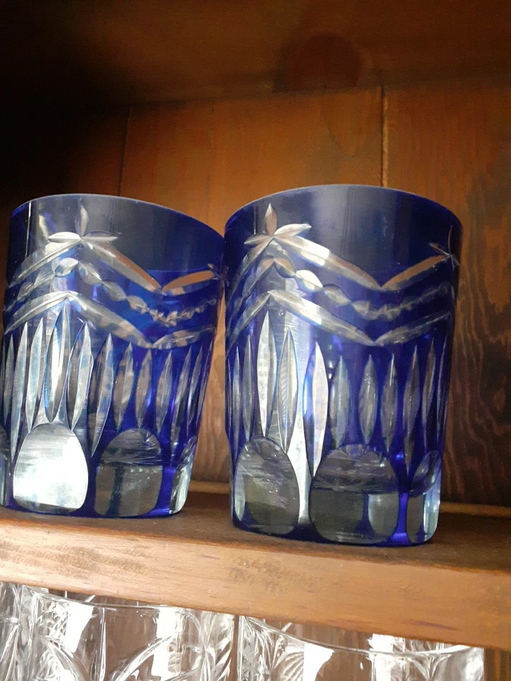 Vasos de agua de whisky vintage de cristal azul cobalto. Juego de 2 pesados/gruesos Foto 1 de 4