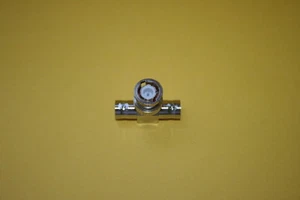 ADAPTADOR DE ANFENOL UG-274/U BNC T ESPECIFICACIÓN MILITAR fd7a1 - Imagen 1 de 1