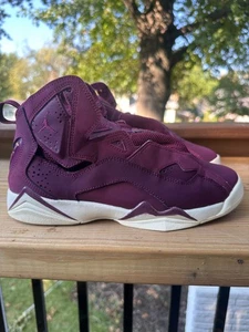 Nike Jordan Größe 6Y True Flight Bordeaux Jugend Turnschuhe 343795-625 - Bild 1 von 10