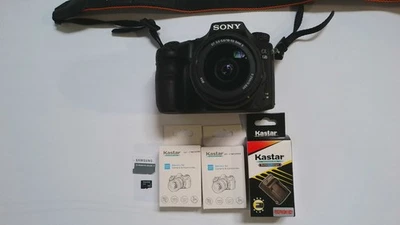 Cámara digital Sony Alpha a68 24,2 MP SLR con paquete de lentes de 18-55 mm Foto 1 de 4