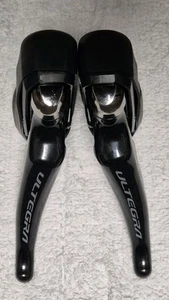 Shimano Ultegra Shifters R8020 Hydraulic Disc Brake. - Picture 1 of 15