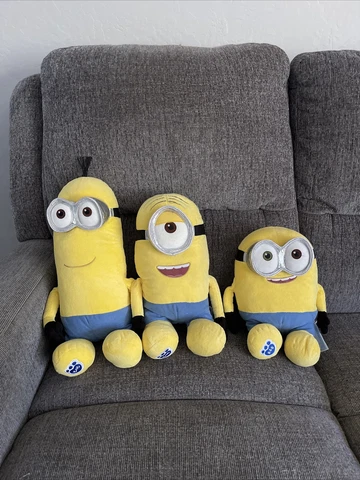 Build A Bear LOT OF 3 Despicable Me MINIONS 17" KEVIN, 14” STUART, 11” BOB Cover