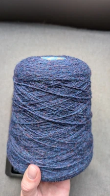 Lambswool cone yarn 350 g  2 ply  - Image 1 of 4