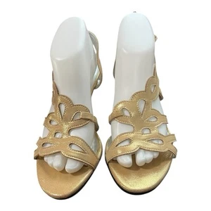Beacon Reflections Leather Elegant Gold Women's Heels Size 8Womens - Picture 1 of 9