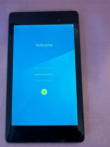 Asus Google Nexus 7 16GB Tablet (Gen 2)~7-Inch, w/Silicon Cover & Charger Bundle - Picture 1 of 19