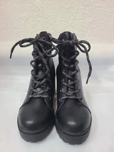 Nine West Size 6.5M Quona Combat Booties Block Heels Lace Up Ankle Boots - Picture 1 of 11