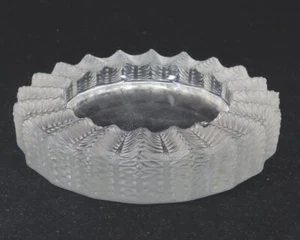 Lalique Jamaica Jamaique Crystal Ashtray Dish 5.5" diameter Signed - Picture 1 of 12