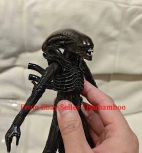 Mezco Toyz 1/12 Alien Black The Outer Space Life Action Figures Model In Stock - Picture 1 of 12