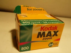 Kodak MAX Zoom 800 Film 35mm Color Print 24 Exposure NEW SEALED 01/2001 - Picture 1 of 7